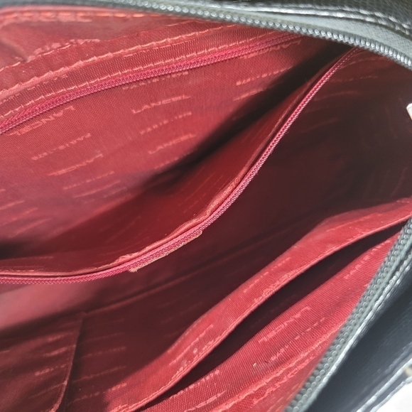 Elegant Lancel Black Leather Shoulder Bag - Picture 15 of 16